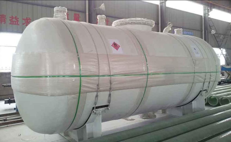 玻璃钢储罐和塔器-3.jpg